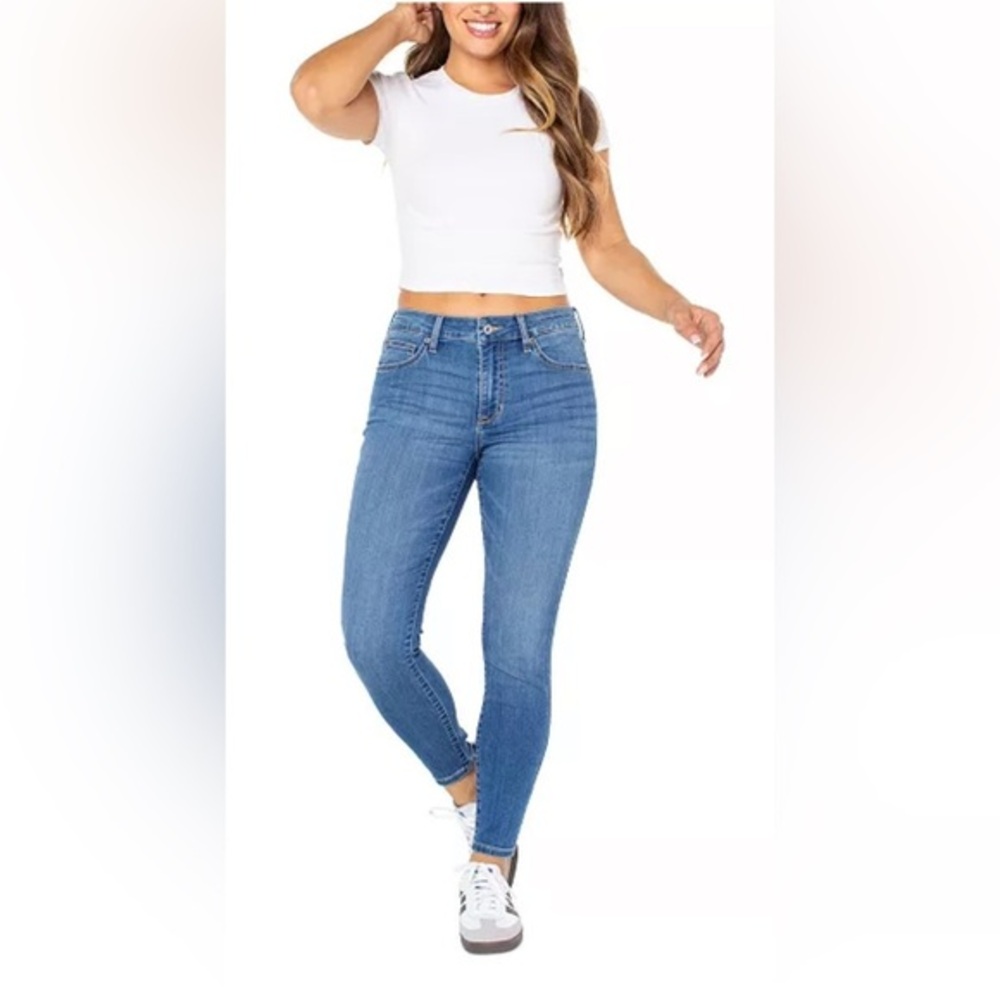 Celebrity Pink Dawson Super Skinny Jean - 27 - NWOT
